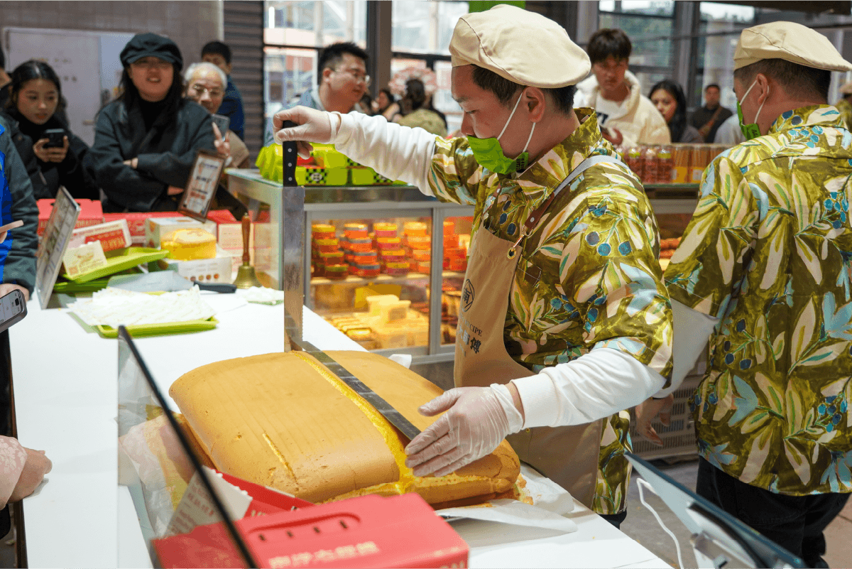 南洋大师傅如何用“烘焙+”战略开辟新增量市场?(图1) 南洋大师傅如何用“烘焙+”战略开辟新增量市场?(图1)