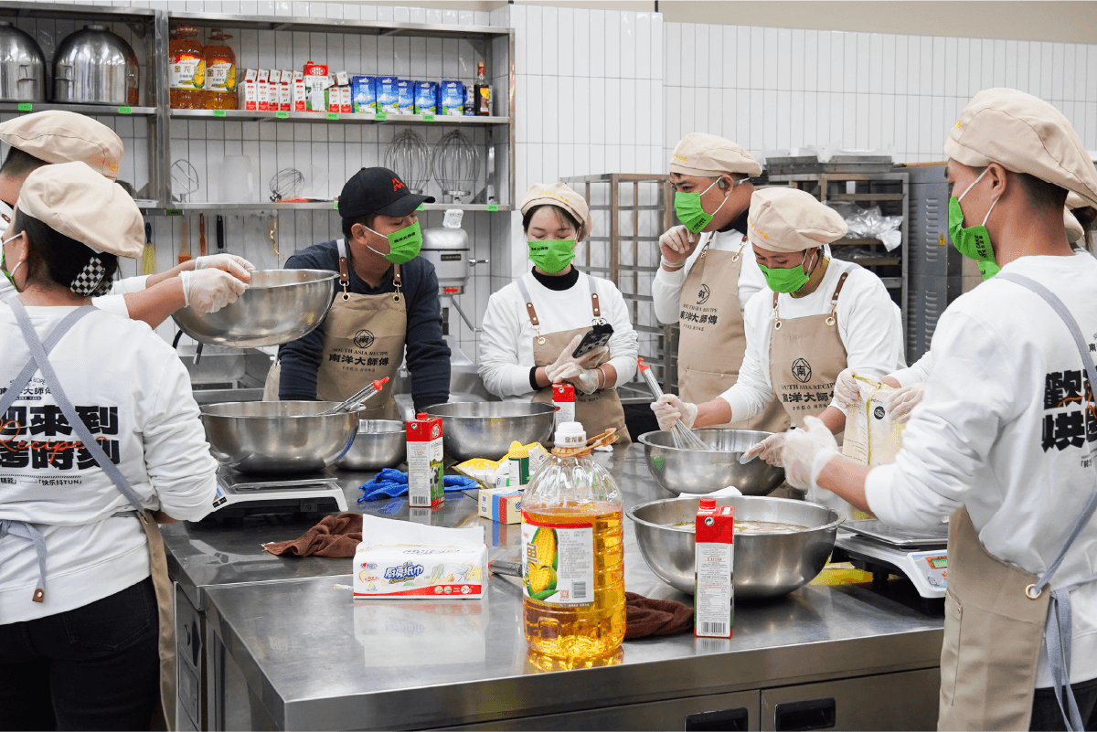 不止于口感：南洋大师傅如何用情感化设计打造品牌温度？(图1)